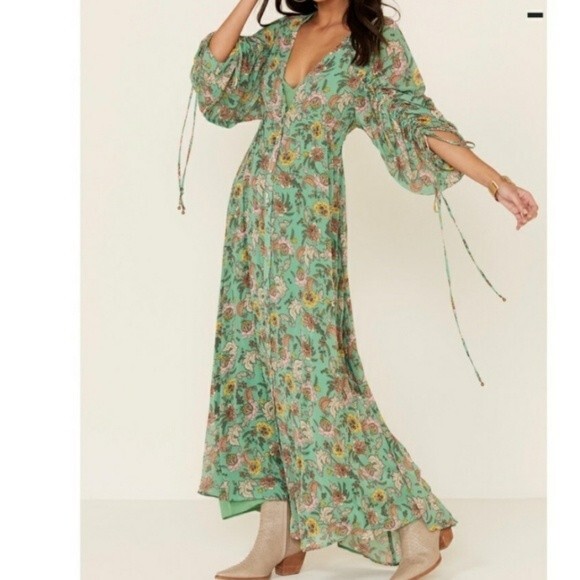 Free People Earthfolk Button Front V-neck Ruched Sleeve Maxi Floral Print Dress - Picture 1 of 15